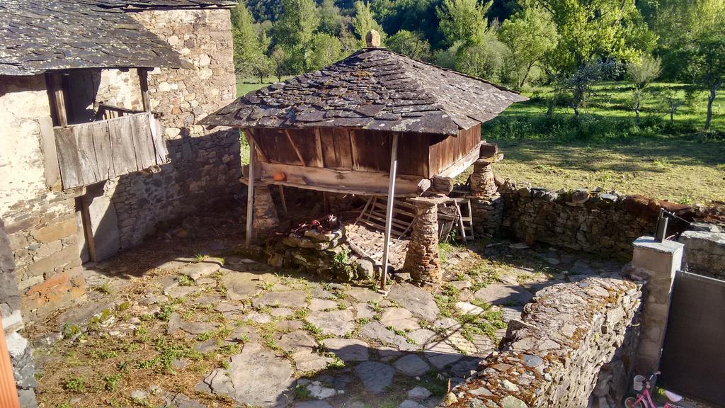 Casa Antonio Y Benina Villa Sosas de Laciana Exterior photo
